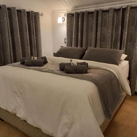 Cosy Corner Apartment Kampersrus AH Ngoại thất bức ảnh